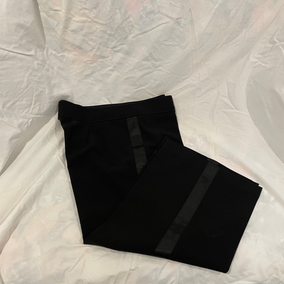 BGBC Cropped Tuxedo Pants / Culottes - Picture 2 of 10